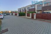 Rodinný dům, pronájem, Lošáková, Praha 10, Pitkovice, Praha, cena 43000 CZK / objekt / měsíc, nabízí NRG International Realty s.r.o.